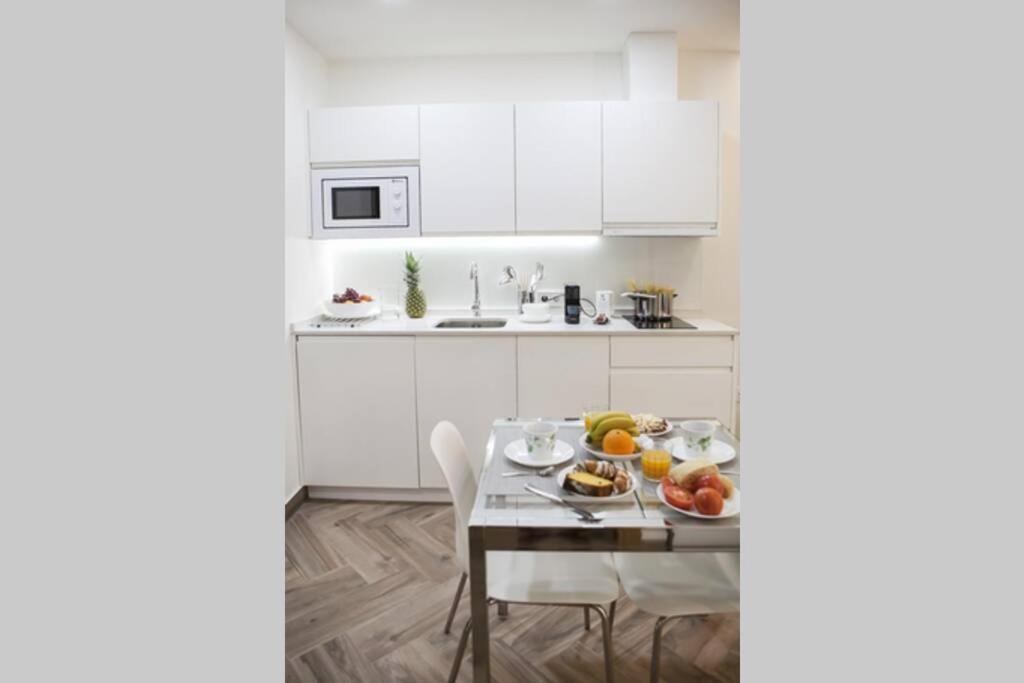 Plaza B Magdalena - Centro - Parking Cercano Seville Ngoại thất bức ảnh